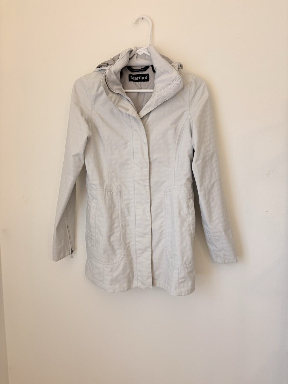Marmot Women’s Jacket Membrain Waterproof Gray Size XS Internal Pockets Zip Hood